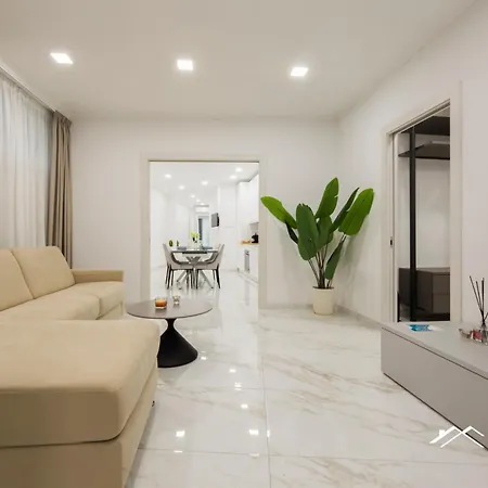 דירה Lux 1m | 1br | A/c | Wifi| 6pax By Tilo *