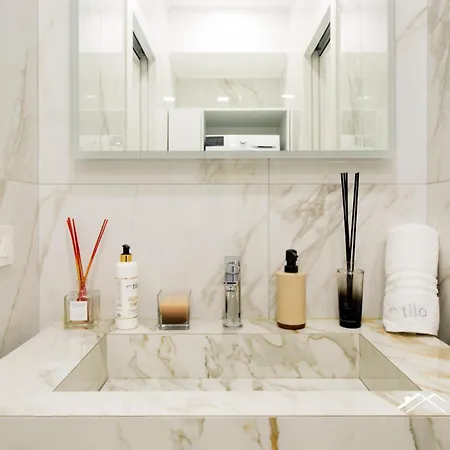Lux 1m | 1br | A/c | Wifi| 6pax By Tilo דירה *